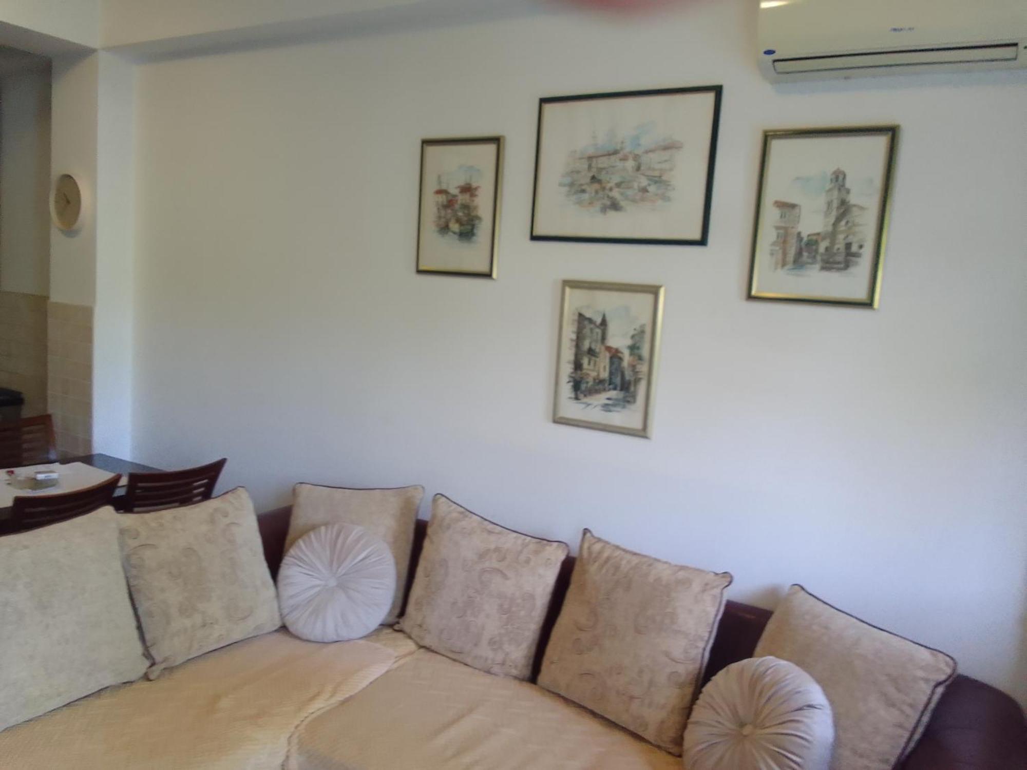 Apartment Maja